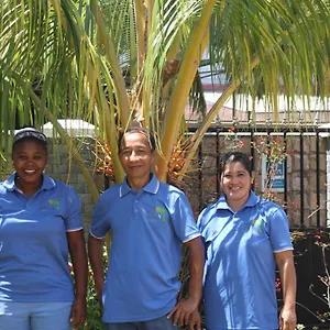 Апартаменты Chez Augustine, Baie Lazare (Mahe)