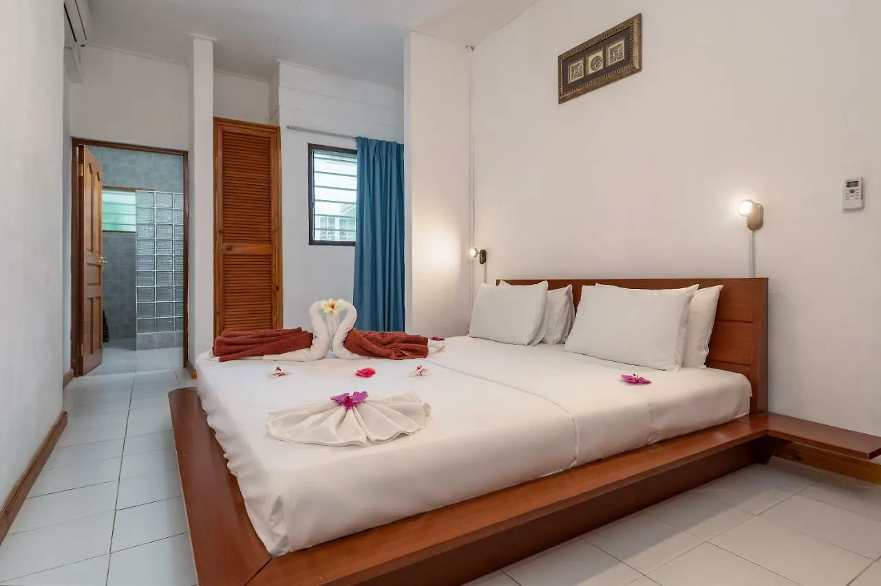 Beach Cove Bel Ombre Seychely
