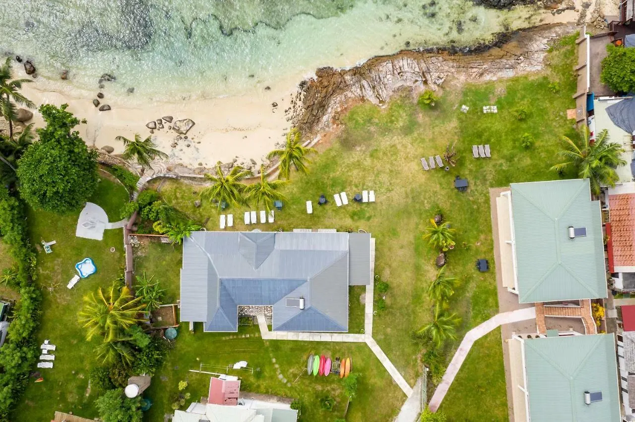 Beach Cove Bel Ombre 0*,